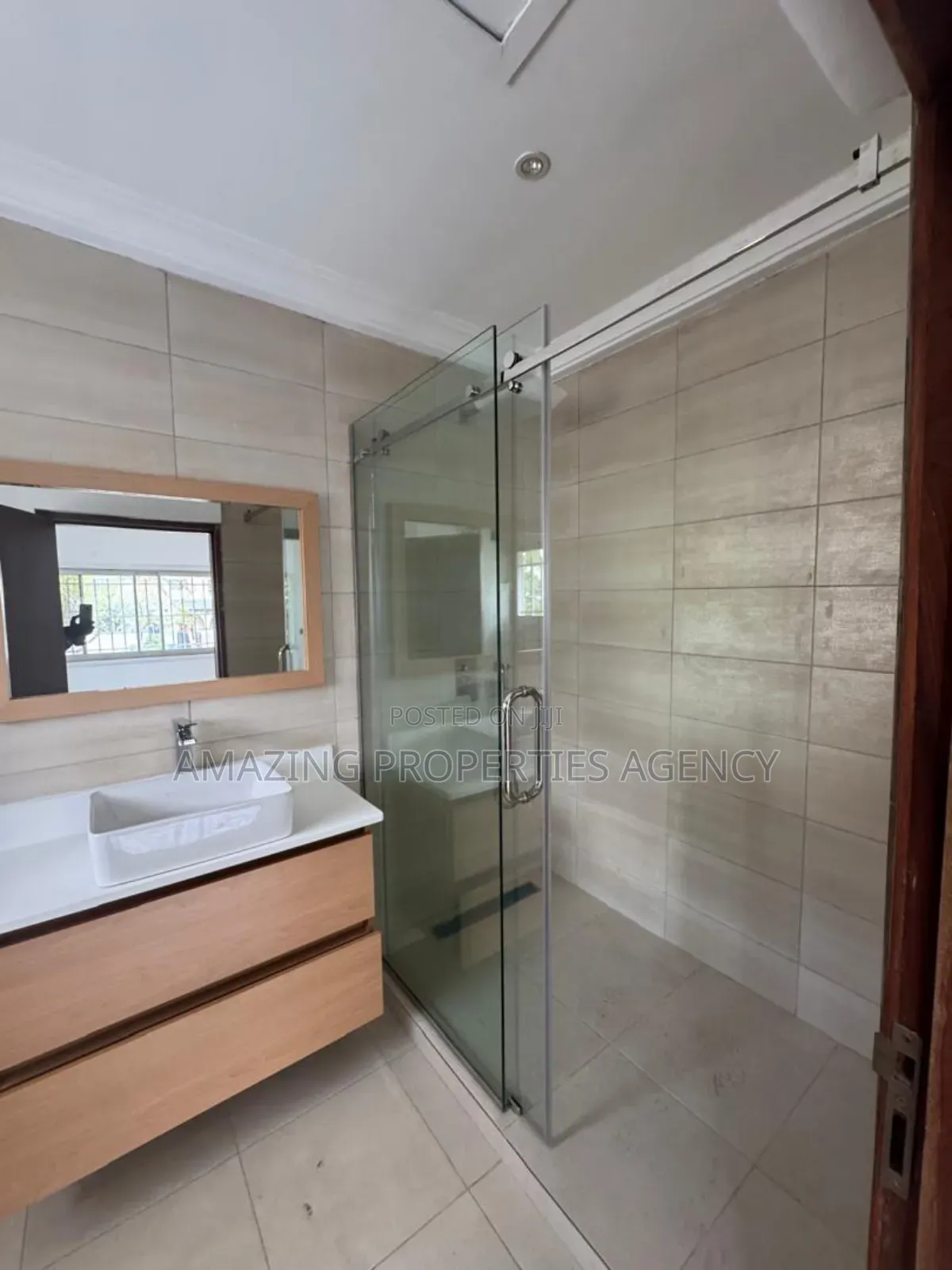 4bdrm House in Cantonments for rent