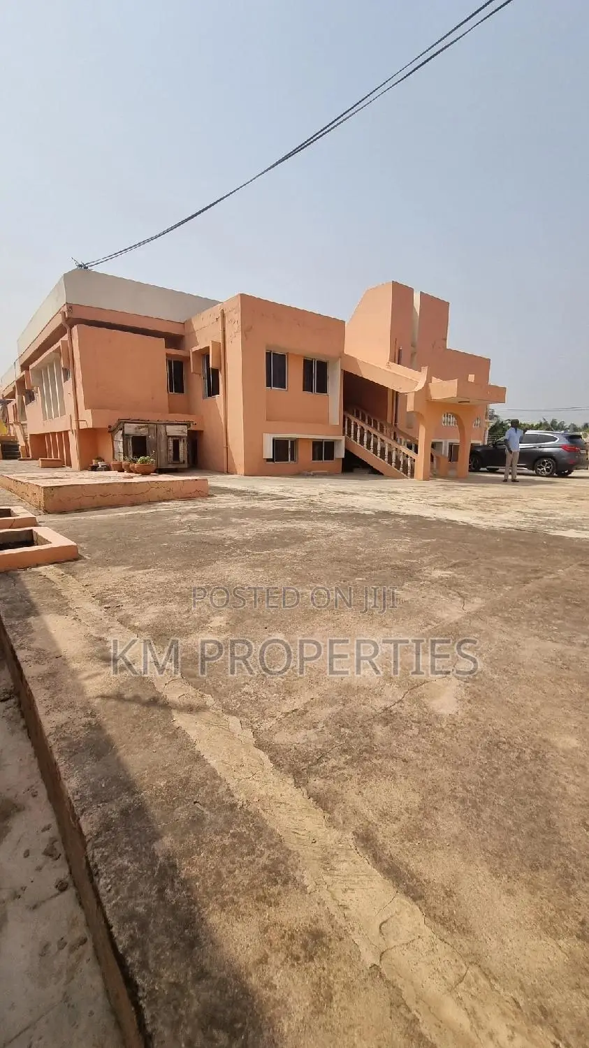 5bdrm House in Dome for sale