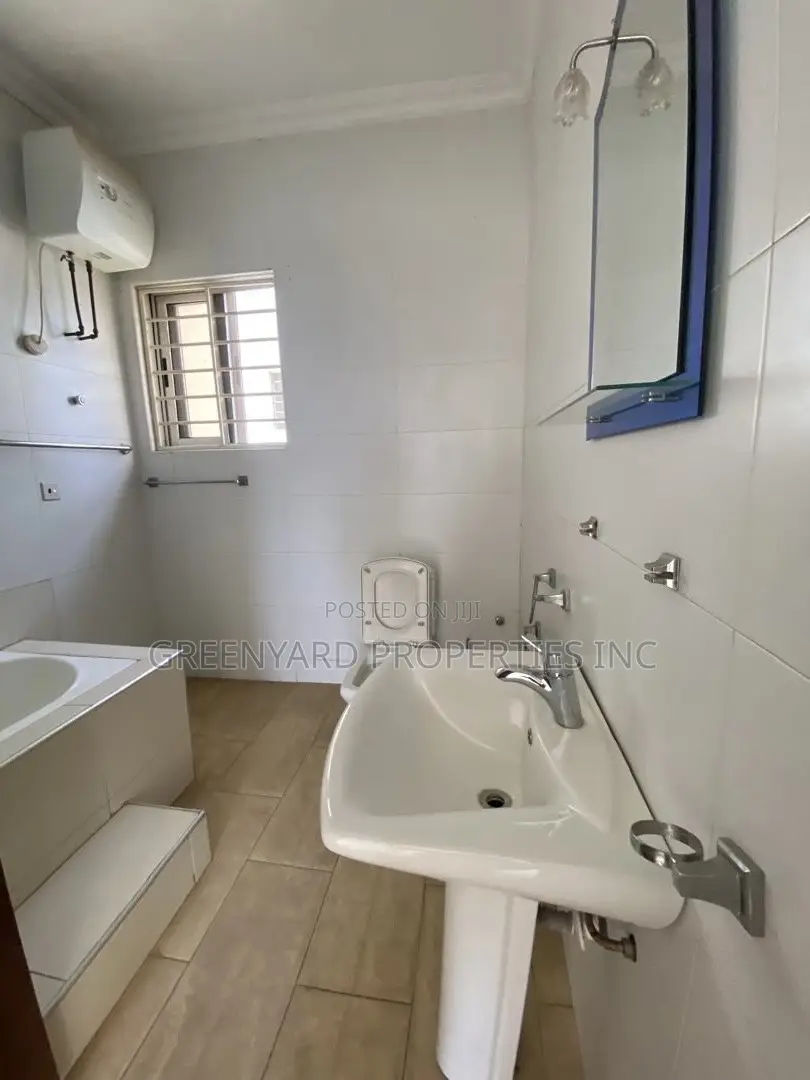4bdrm House in Adjiringanor, East Legon for rent