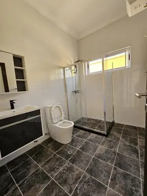 7bdrm House in Cantonments for rent