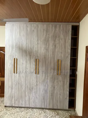 Rafasantewoodworks Wardrobes MDF or Laminated Plywood