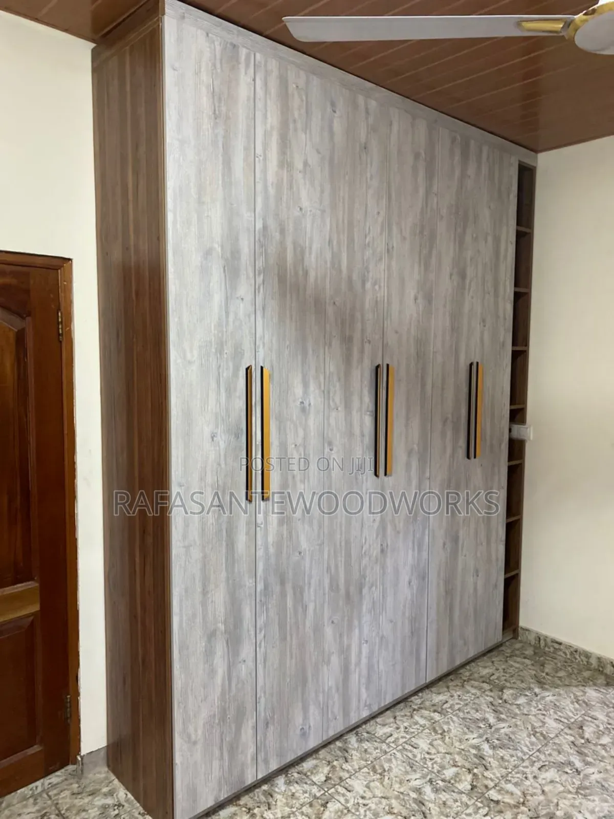 Rafasantewoodworks Wardrobes MDF or Laminated Plywood