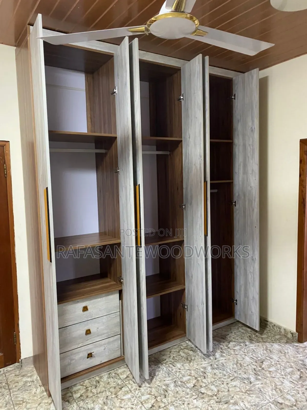 Rafasantewoodworks Wardrobes MDF or Laminated Plywood