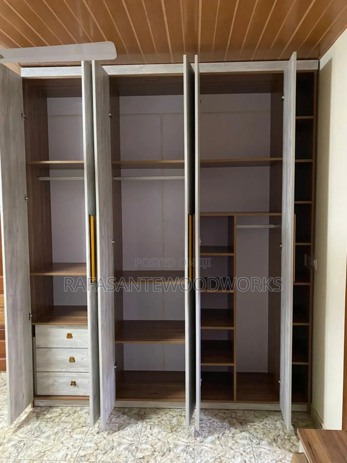 Rafasantewoodworks Wardrobes MDF or Laminated Plywood