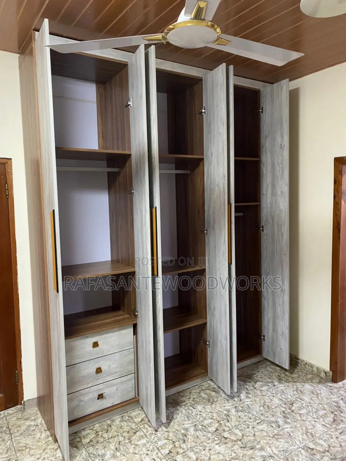 Rafasantewoodworks Wardrobes MDF or Laminated Plywood