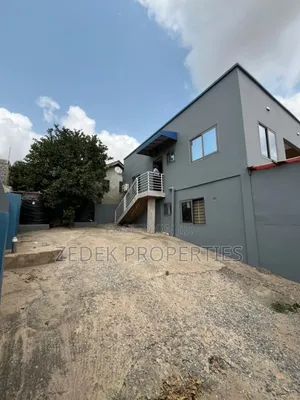 2bdrm Mansion in Zedek Properties, Ashomang Estate for rent