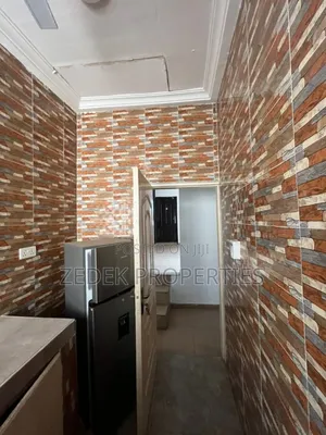 2bdrm Mansion in Zedek Properties, Ashomang Estate for rent