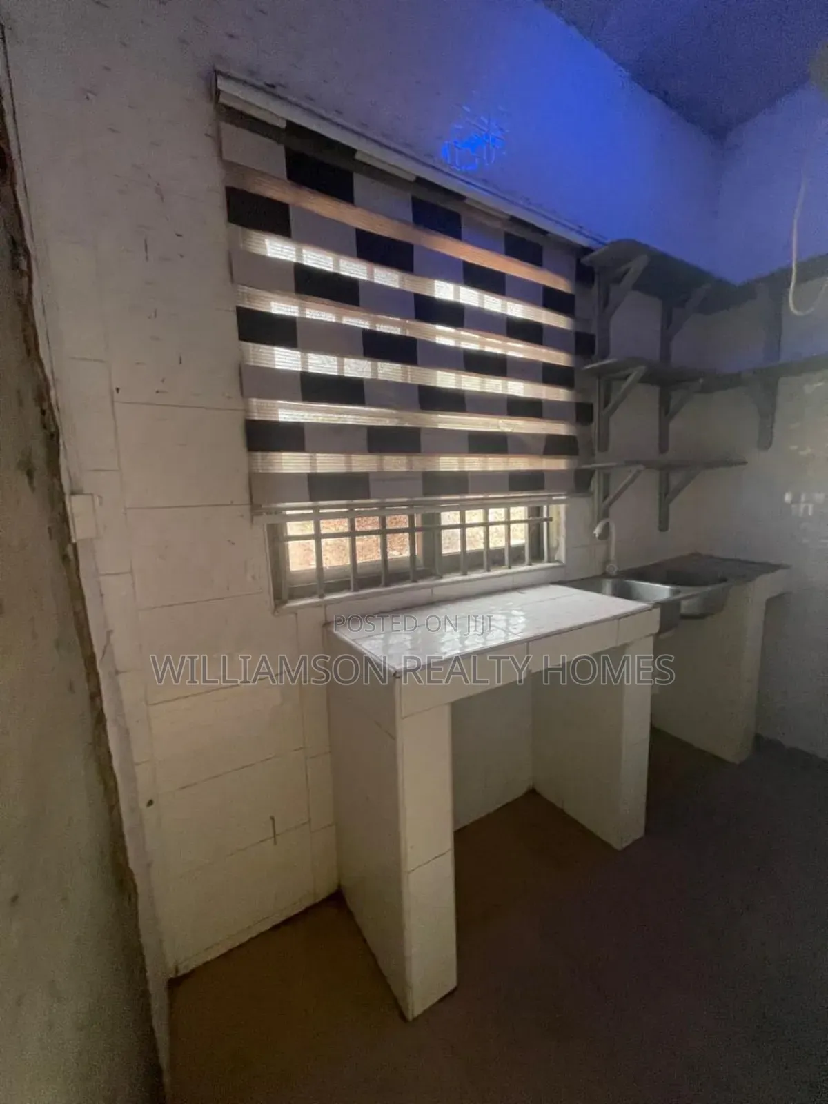 1bdrm Apartment in Papaye Area, Spintex for rent