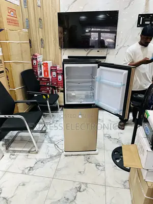 Newly Sealed in Box Gold Fridge Nasd2-18fl