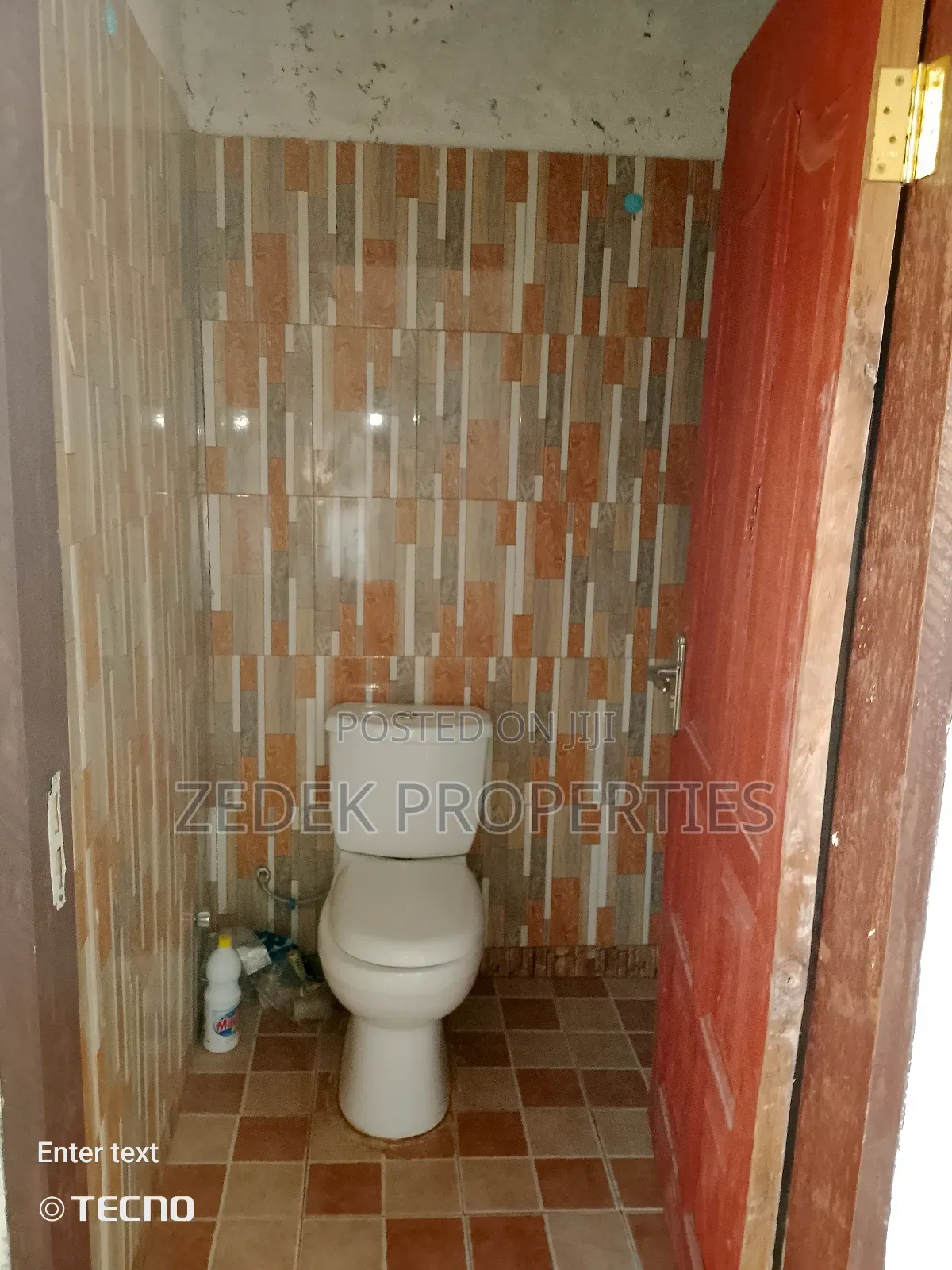 1bdrm Apartment in Zedek Properties, Ashomang Estate for rent