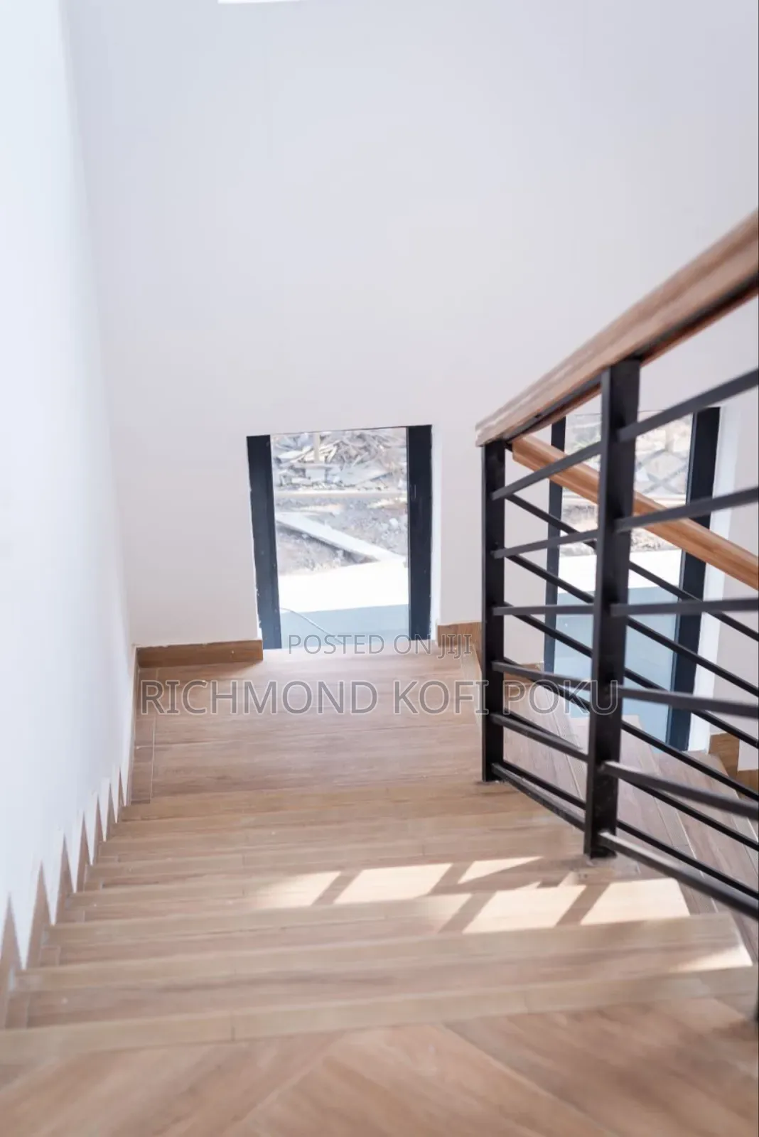2bdrm Apartment in Kofi'S Realty, Airport Residential Area for rent