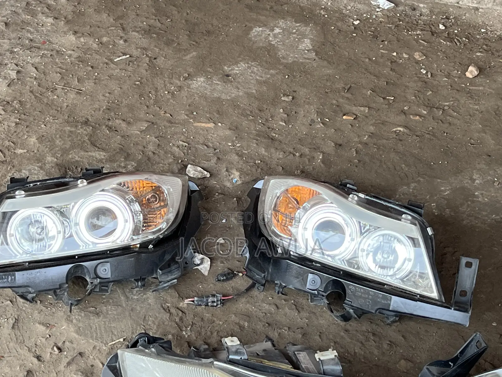 BMW 3 Series E90 2007 Headlight Available