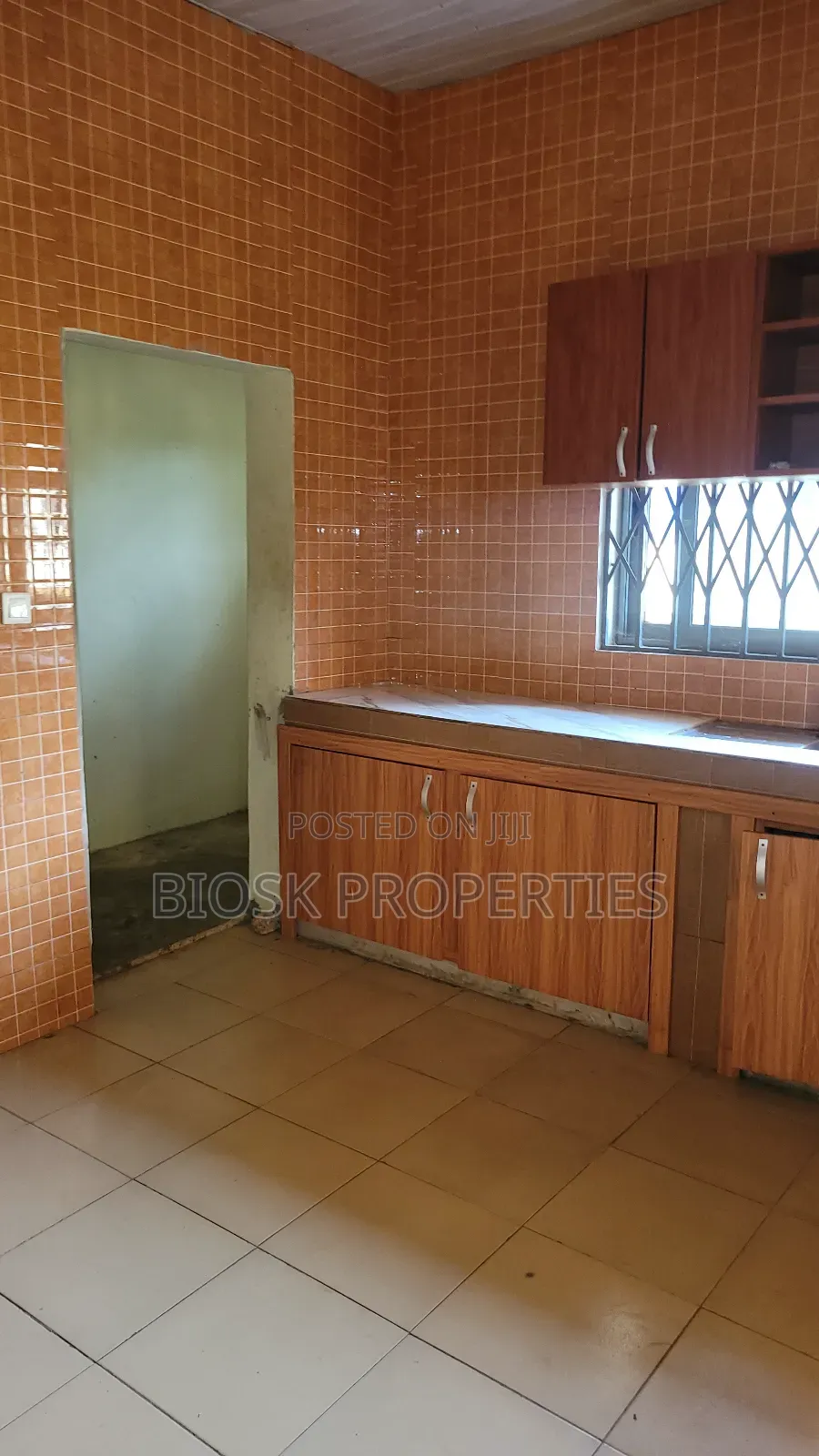 2bdrm Apartment in Biosk Properties, Valley View Area for rent