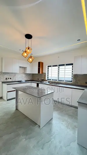 3bdrm Bungalow in Oyarifa for sale