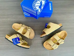 Arizona Birkenstock Buckle Sandals Cream