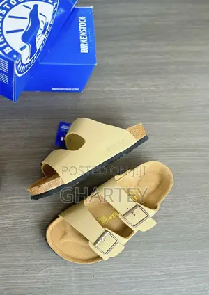 Arizona Birkenstock Buckle Sandals Cream
