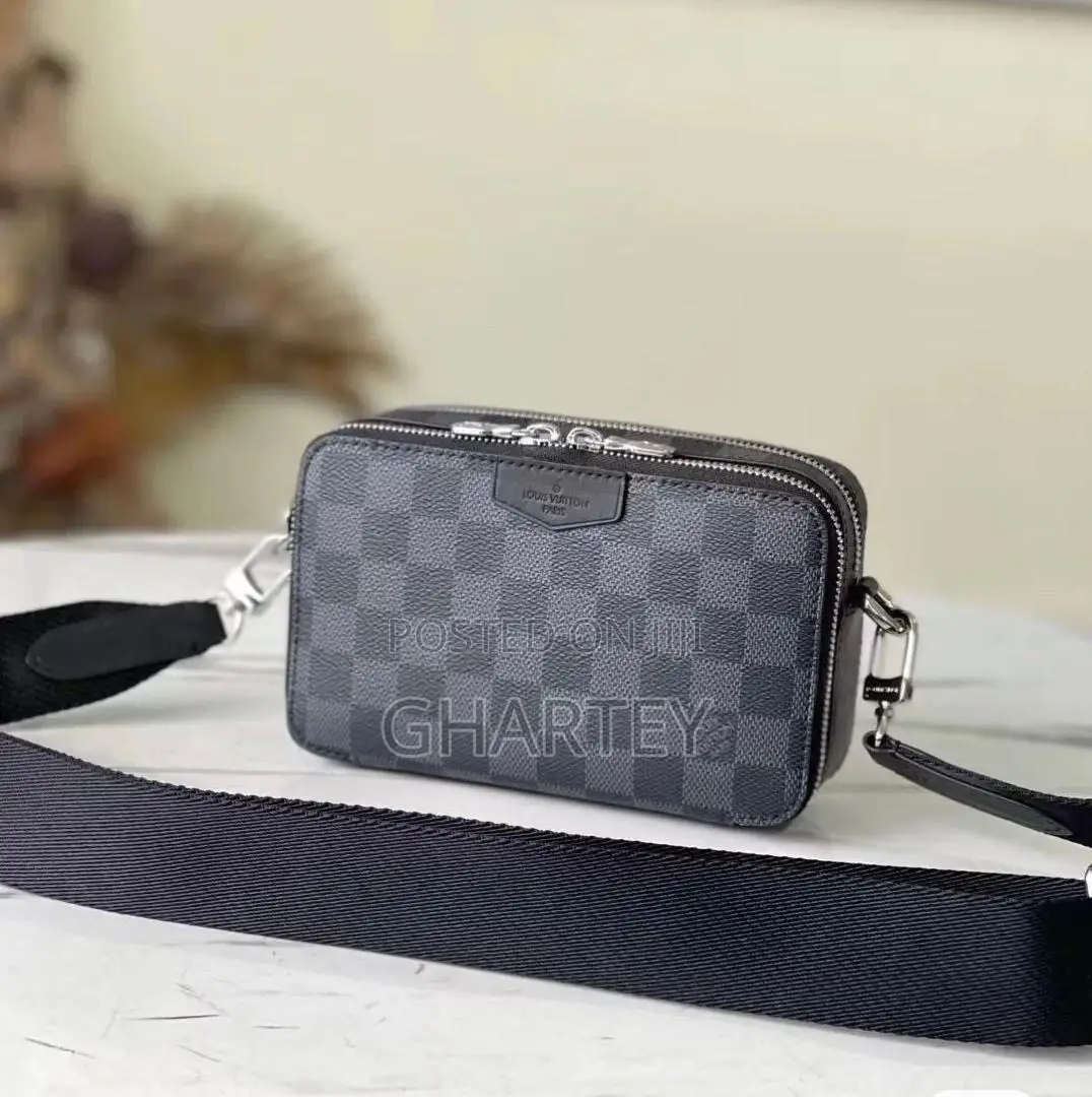 Luxury LV Fashion Designer Side Bags (Free Delivery)