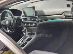 Honda Accord Sport (1.5L 4cyl Turbo CVT) 2019 Gray