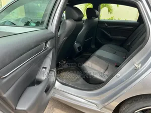 Honda Accord Sport (1.5L 4cyl Turbo CVT) 2019 Gray