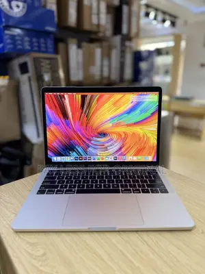 Laptop Apple MacBook Pro 2019 8GB Intel Core i5 SSD 256GB