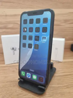 Apple iPhone XR 64 GB Black