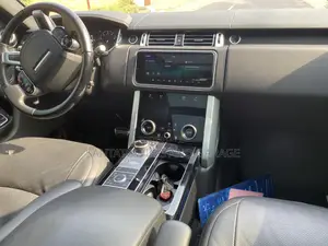 Land Rover Range Rover Vogue 2022 Black
