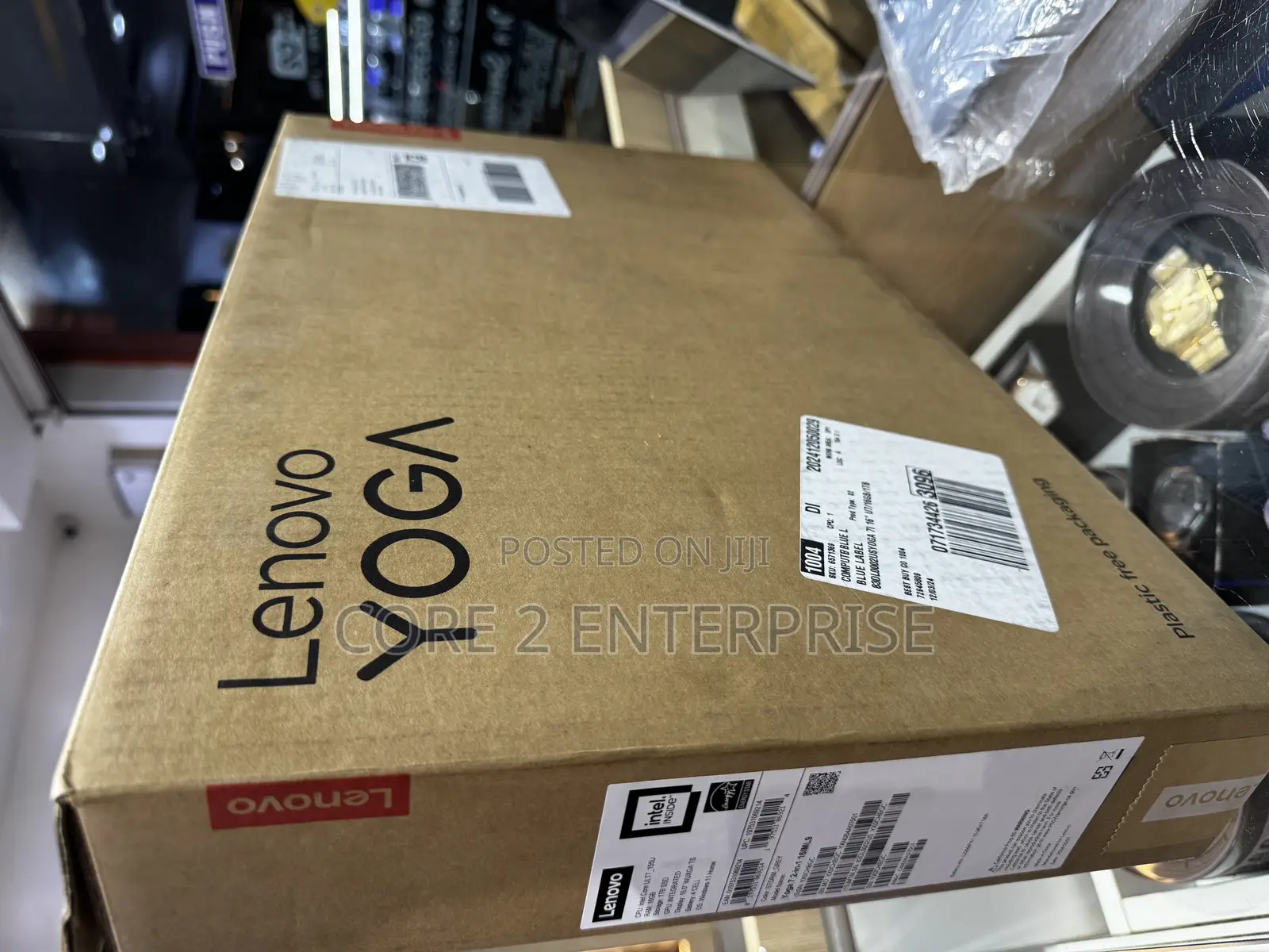 New Laptop Lenovo Yoga 7i 16GB Intel Core I7 SSD 1T