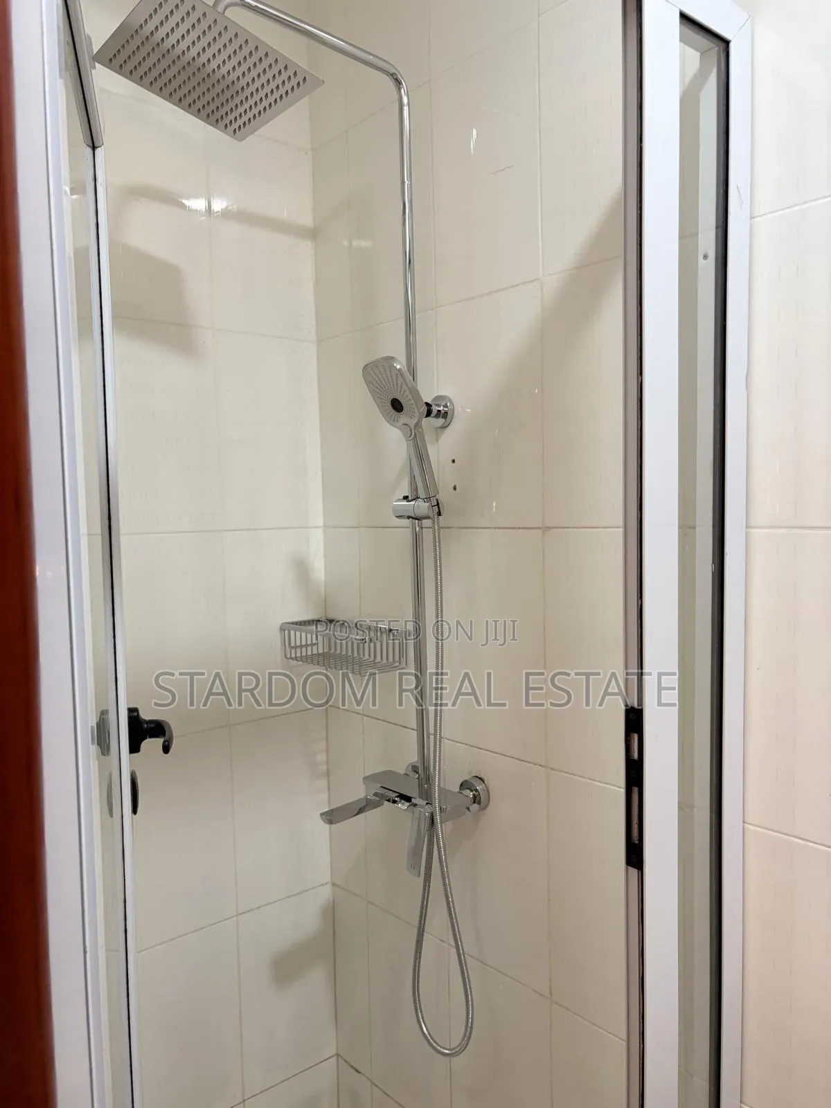3bdrm Apartment in East Airport, Spintex for rent