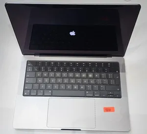 Laptop Apple MacBook Pro 2023 M3 14-Inch 8GB Apple M3 Pro SSD 512GB