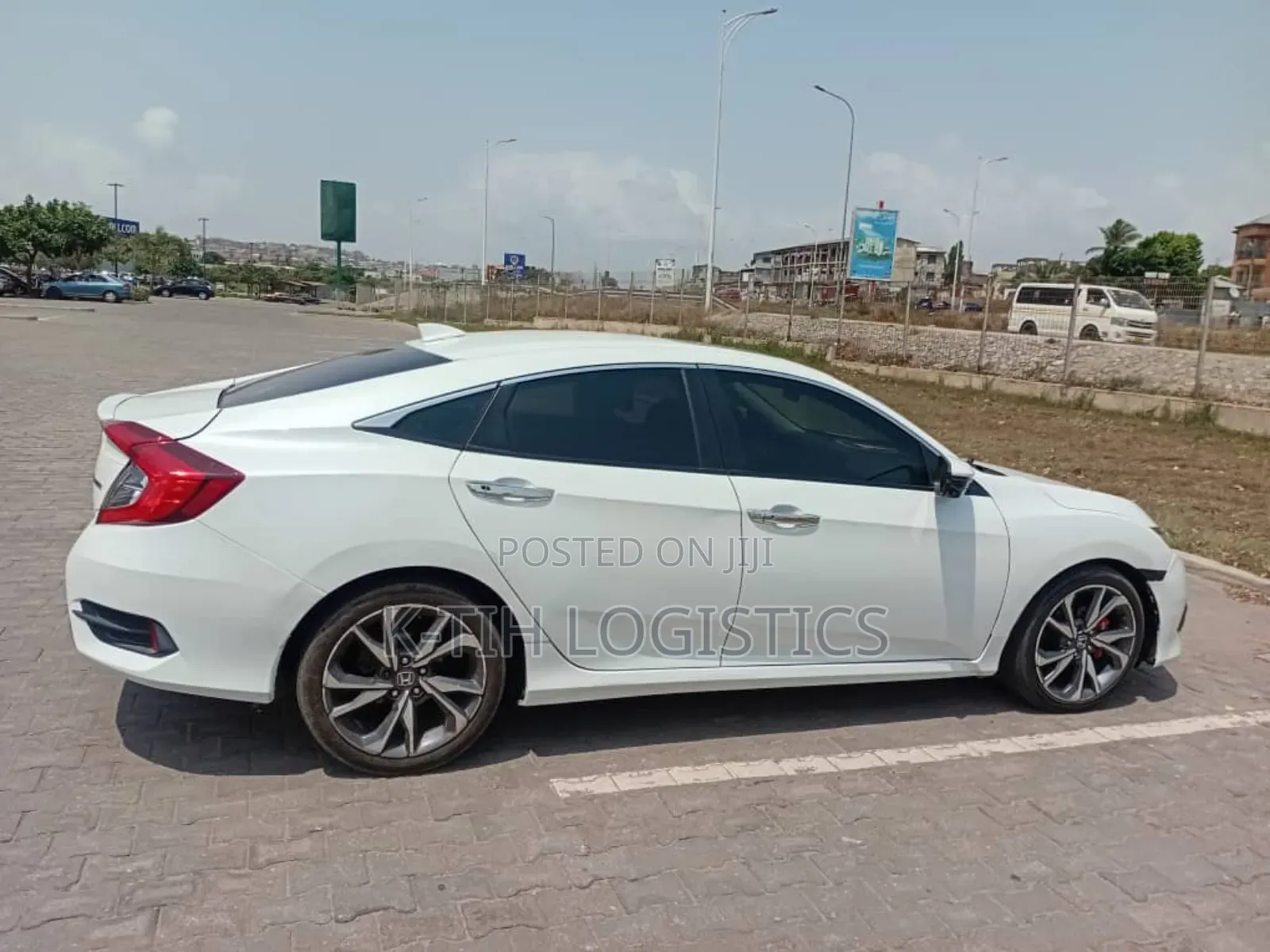Honda Civic Touring Sedan 2019 White