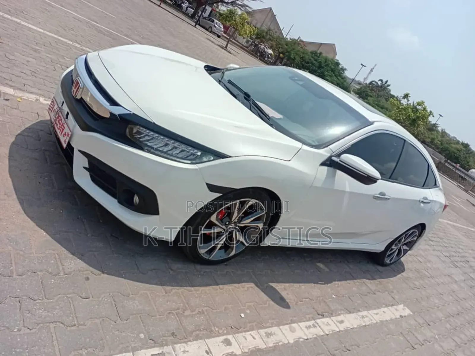 Honda Civic Touring Sedan 2019 White