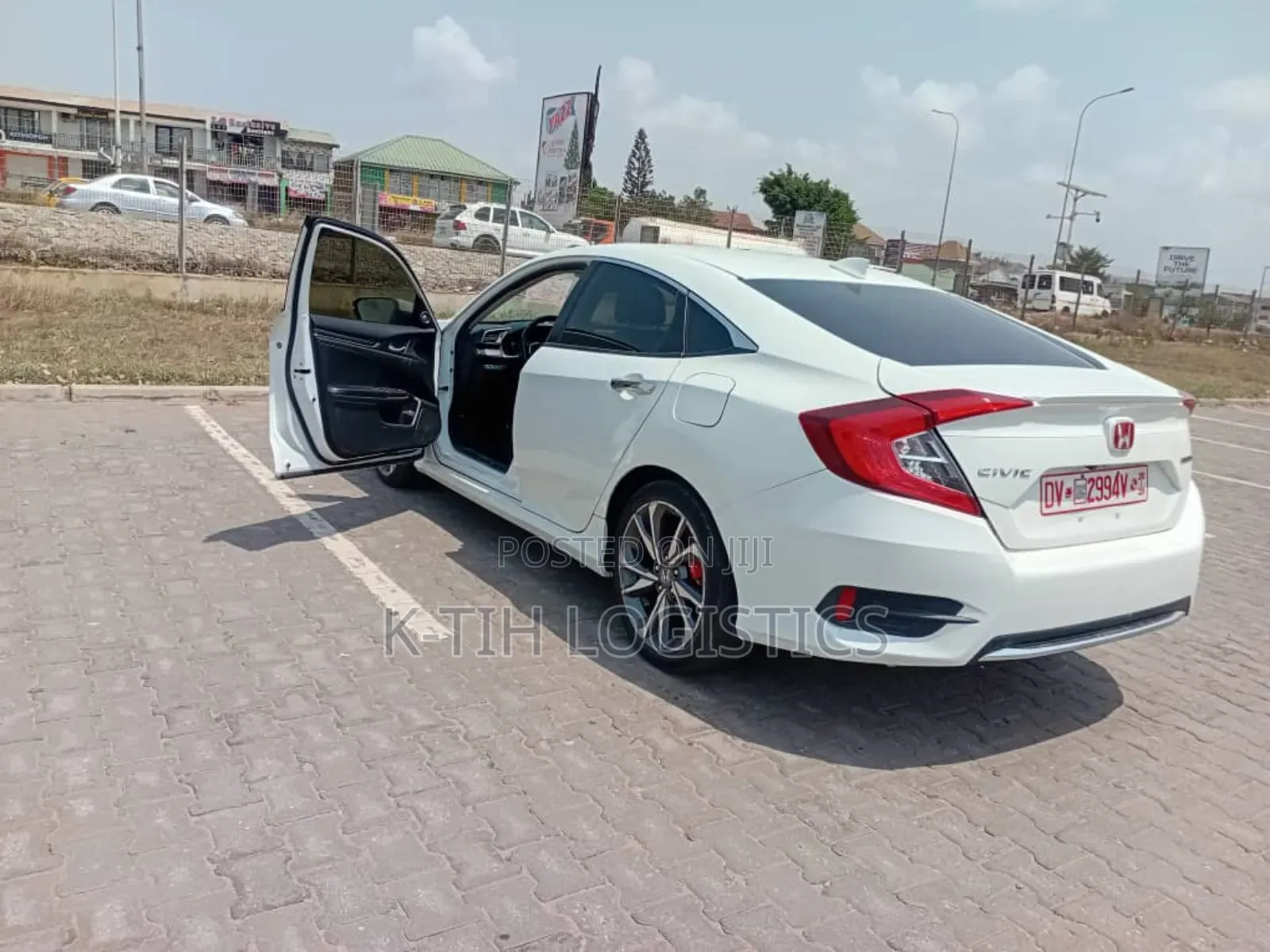 Honda Civic Touring Sedan 2019 White