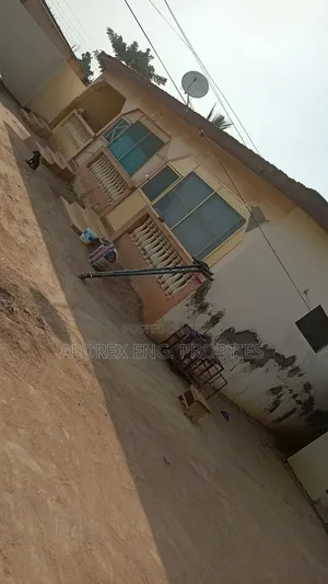 3bdrm House in Alorex, Oyarifa for sale