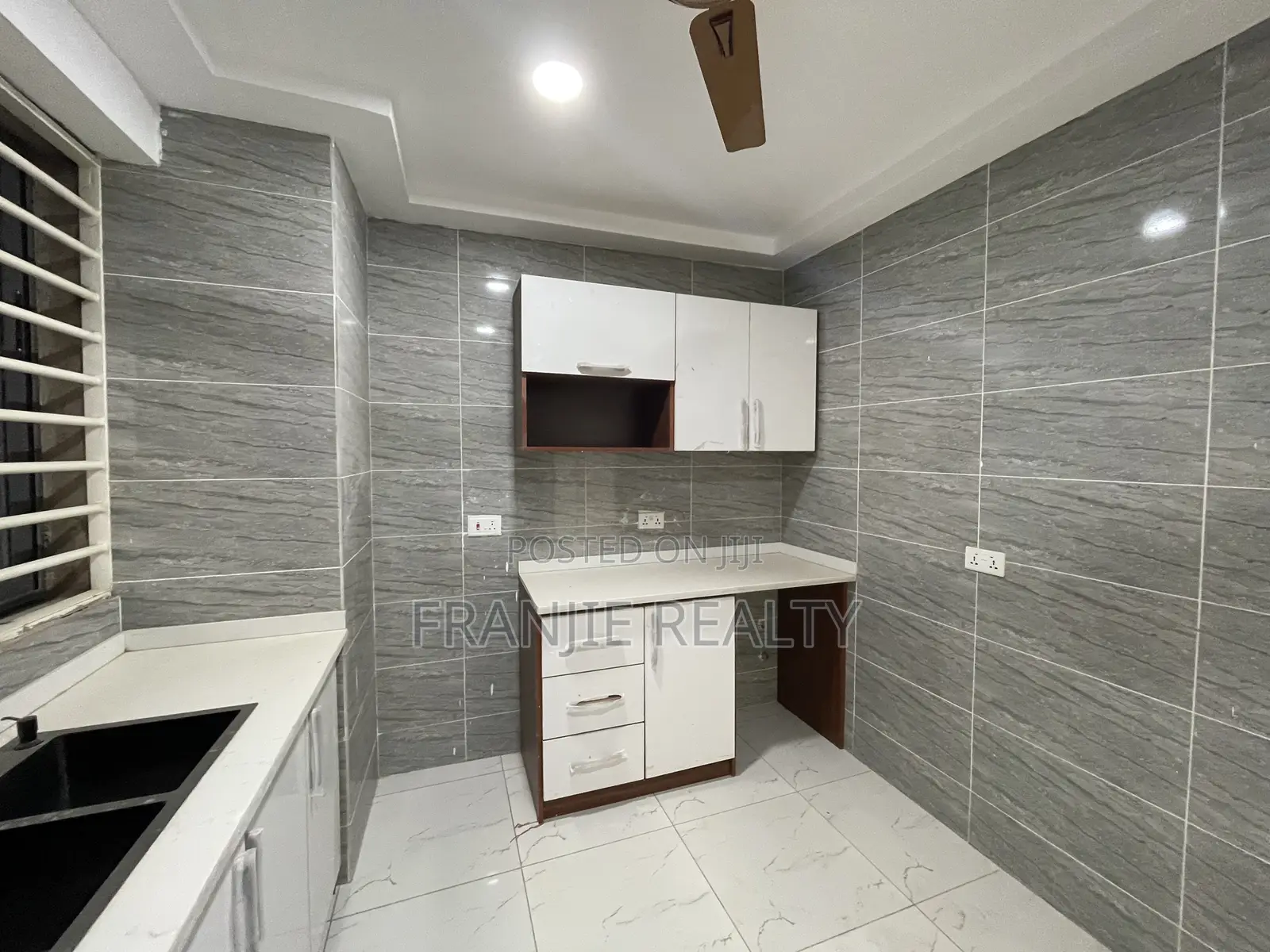 2bdrm Apartment in Pokuase for rent