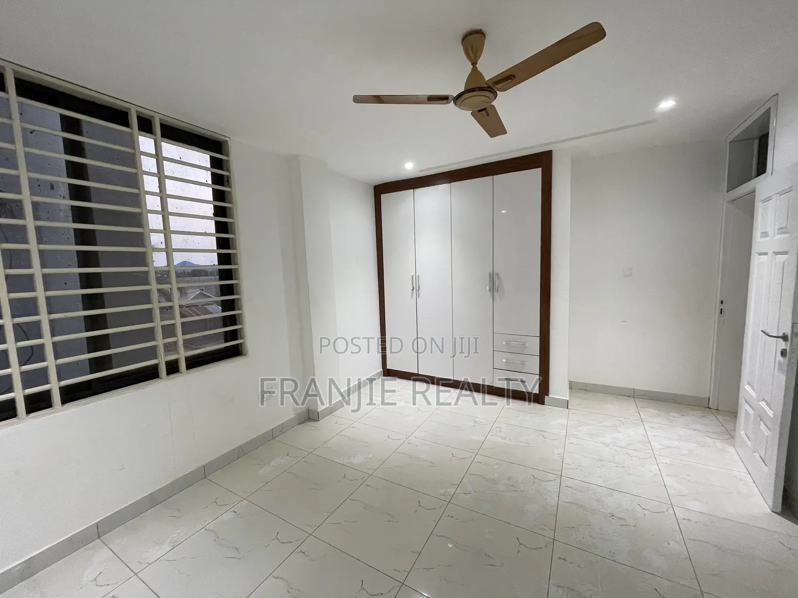 2bdrm Apartment in Pokuase for rent
