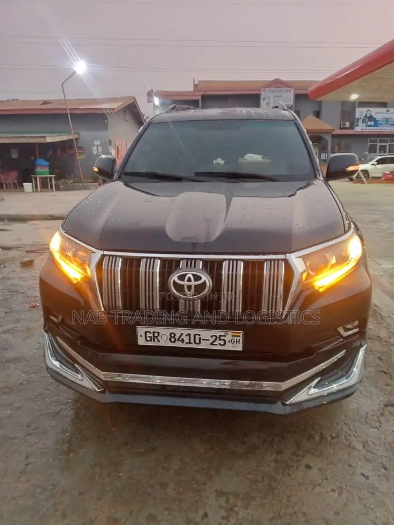 7 Seater SUV for Rent