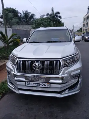 7 Seater SUV for Rent