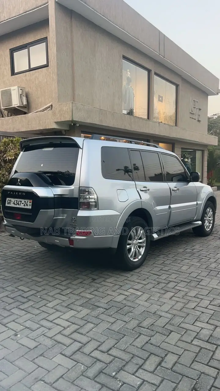 7 Seater SUV for Rent