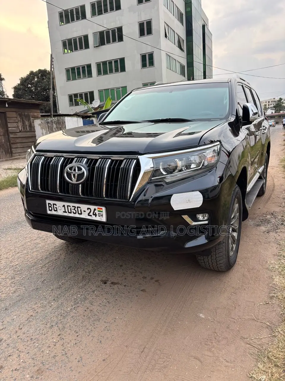 7 Seater SUV for Rent