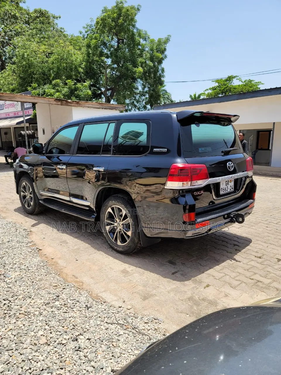 V8S Available for Rent