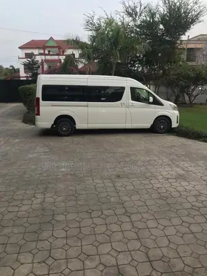 Vans and Busses for Rent