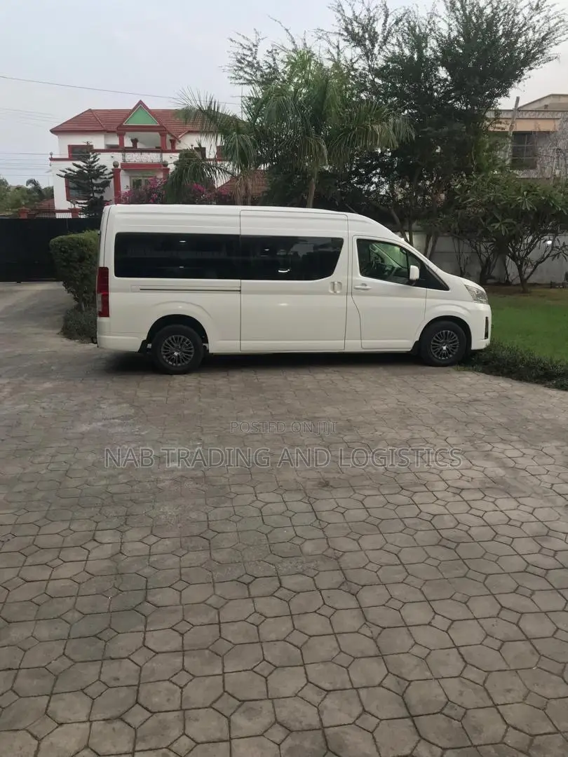Vans and Busses for Rent