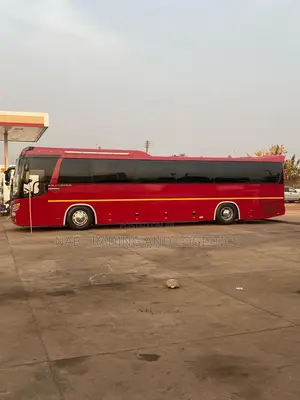 Vans and Busses for Rent