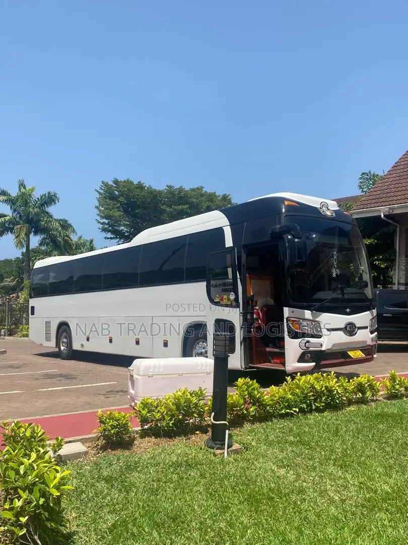 Vans and Busses for Rent