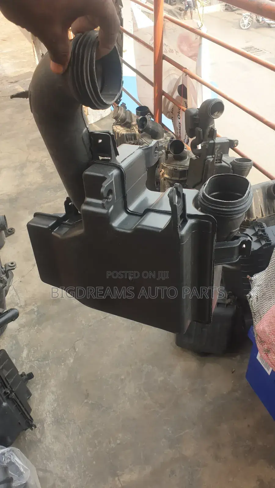 Hyundai Elantra 12 -15/16 Air Cleaner Resonator.