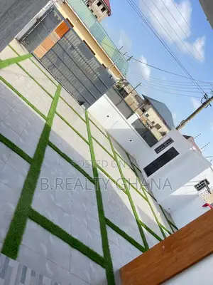 3bdrm House in Lakeside Estate, Ashaley Botwe for sale