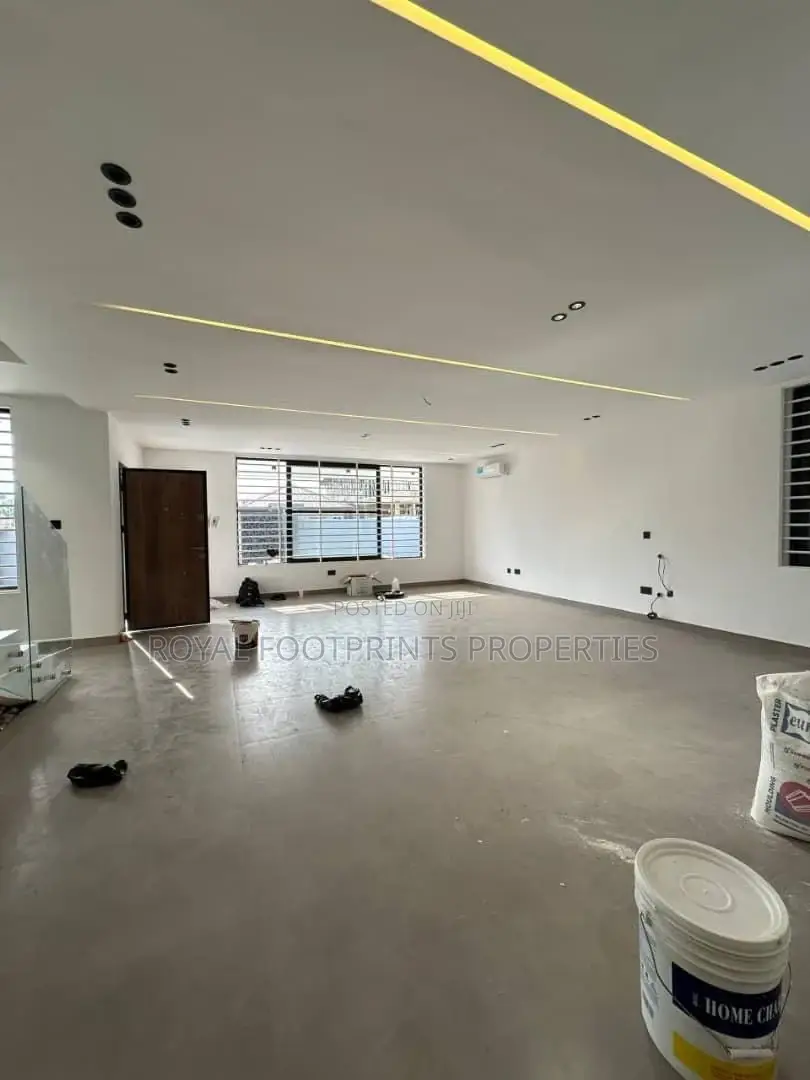 4bdrm House in Royals Footprints, Ashaley Botwe for sale