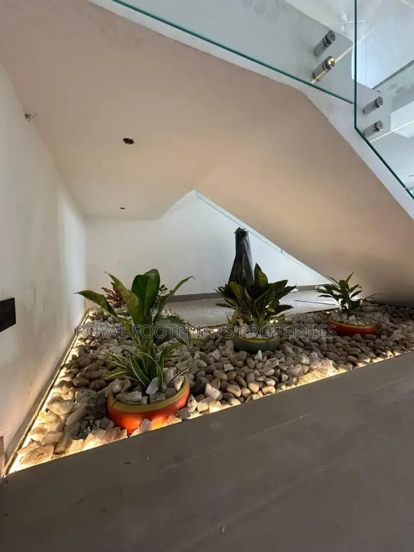 4bdrm House in Royals Footprints, Ashaley Botwe for sale