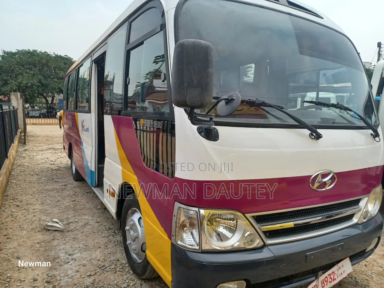 Hyundai County 2014 White