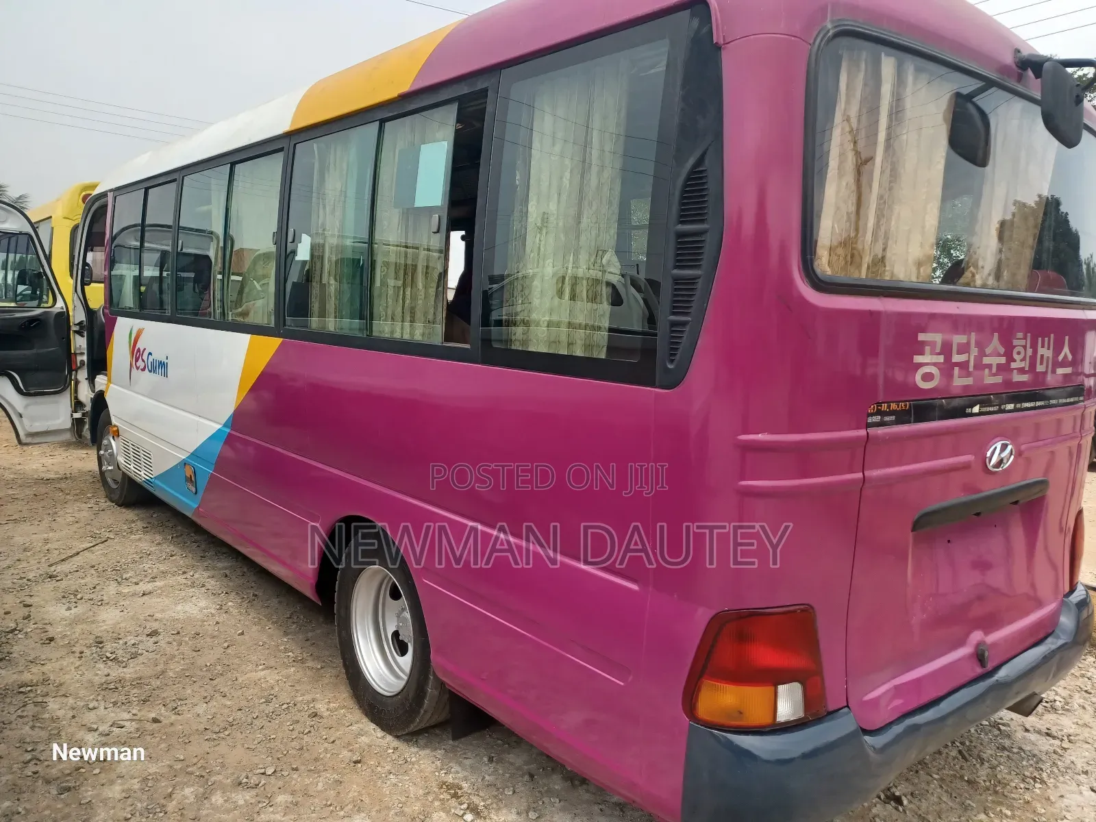 Hyundai County 2014 White